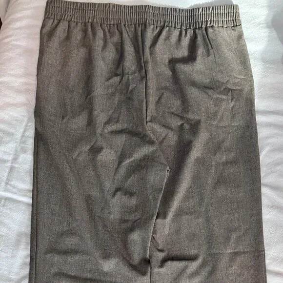 89th & Madison Gray Straight Trouser Dress Pant Large NWOT - Picture 2 of 7
